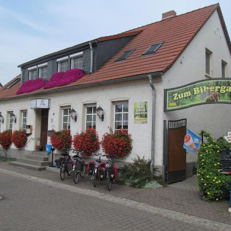 Gasthaus Und Pension Zum Biber Steckby Esterno foto