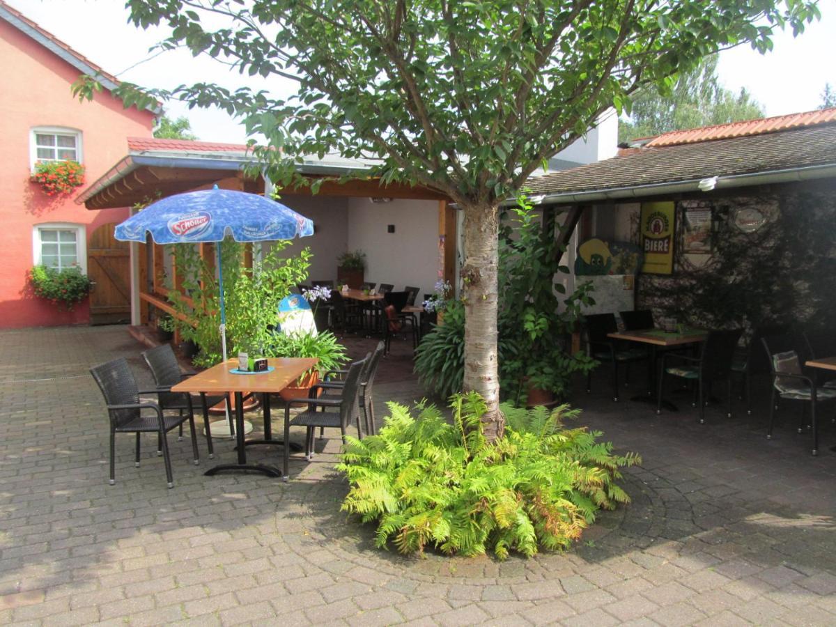 Gasthaus Und Pension Zum Biber Steckby Esterno foto