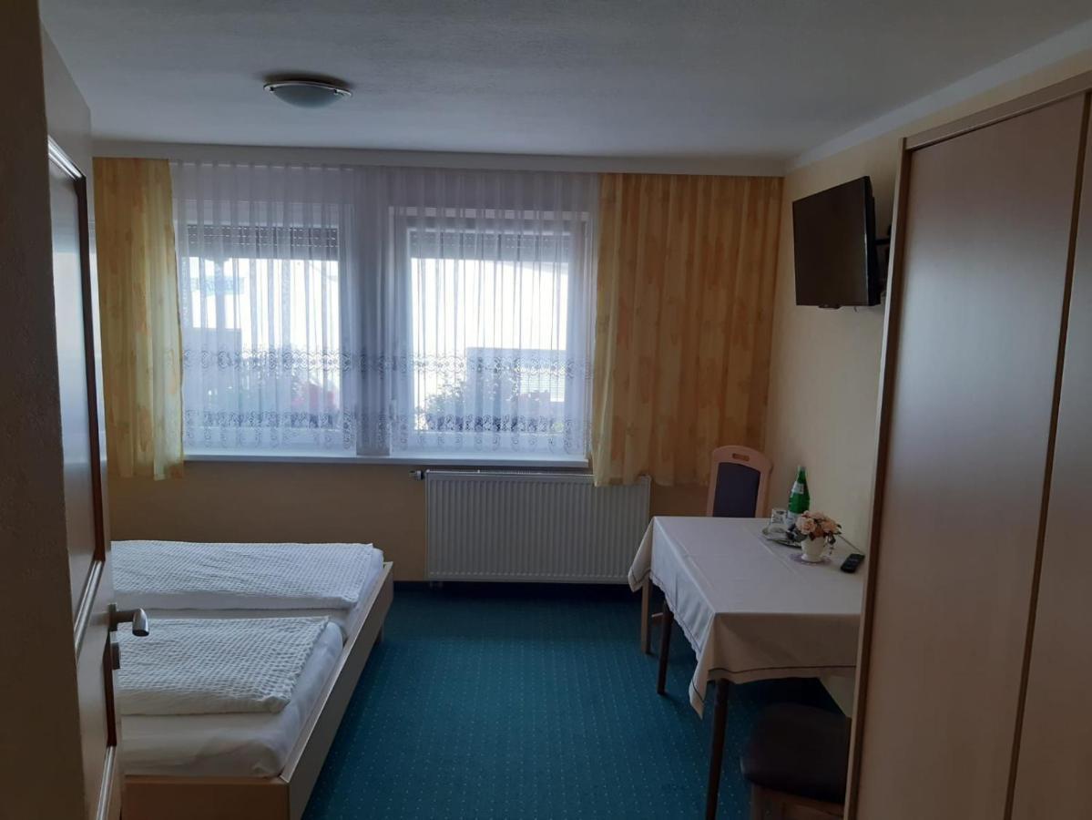 Gasthaus Und Pension Zum Biber Steckby Esterno foto